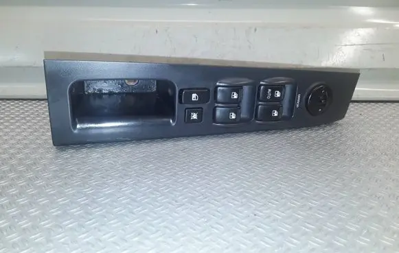 KIA Sorento Electric window control switch 