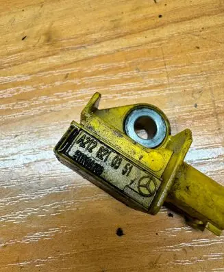 Mercedes-Benz E W212 Airbag deployment crash/impact sensor A2128210351