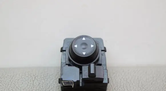 Hyundai i10 Wing mirror switch P93530K6000NNB