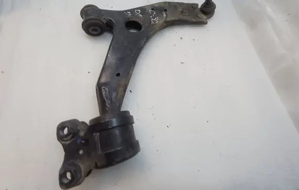 Volvo C30 Front lower control arm/wishbone