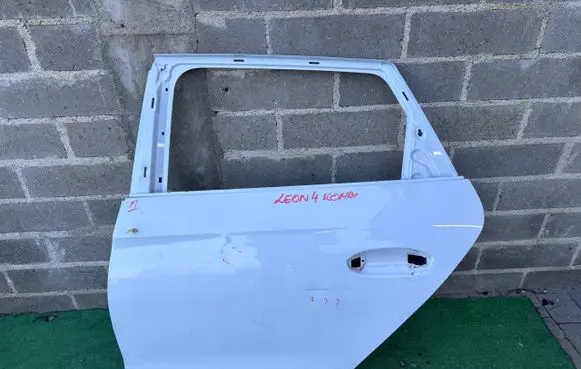 Seat Leon IV Rear door 