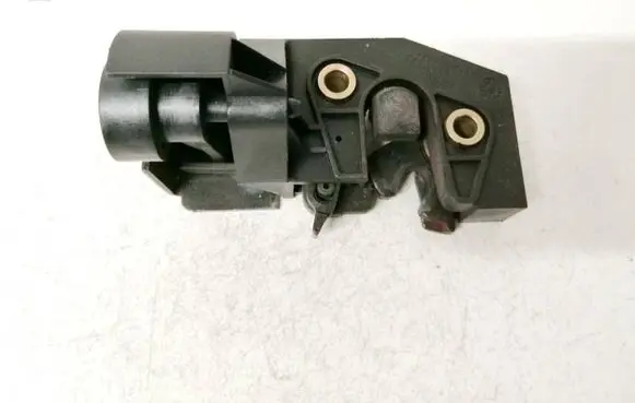Nissan Primera Seat back rest lock catch 