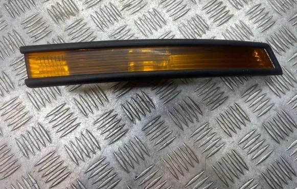 Volkswagen PASSAT B6 Front indicator light 3C0807718