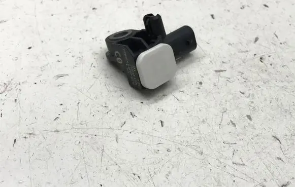 Lexus LBX Airbag deployment crash/impact sensor 8917352210