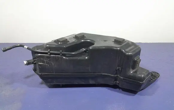 BMW X7 G07 AdBlue liquid reservoir 7440009