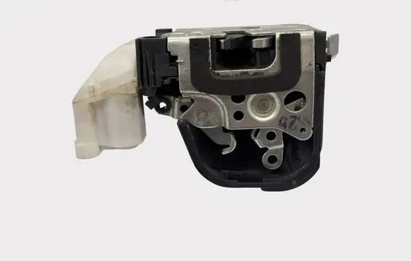 Fiat Coupe Front door lock 46759840 46533836 46415479