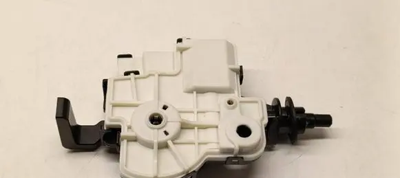 Toyota C-HR I Fuel tank cap lock 