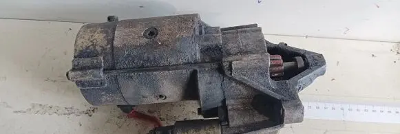 Peugeot 605 Starter motor VALEO