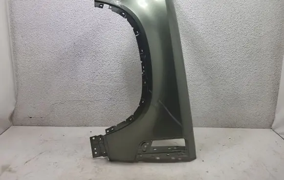 Land Rover Defender Fender L8B216016AB