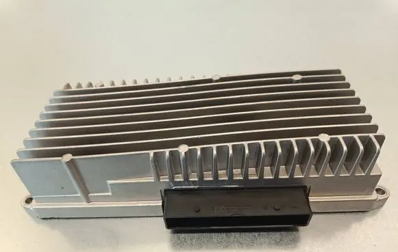 Audi A4 Allroad B8 Sound amplifier 8R0035223G 8R0035223F