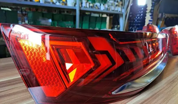 Audi Q7 4M Rear/tail lights set 4M0945093F 90180593