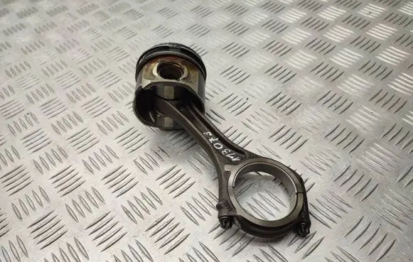 Volkswagen Touareg II Piston with connecting rod CRC
