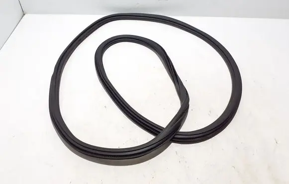 Skoda Octavia Mk4 Front door rubber seal 5E3867365C