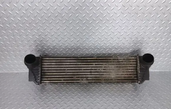 BMW 5 GT F07 Intercooler radiator 17517805629 7805629