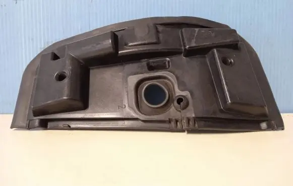 BMW 1 E81 E87 Other engine bay part 6769328