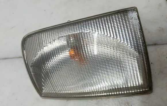 Volkswagen II LT Front indicator light 084411526L