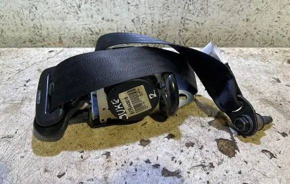 Nissan Juke I F15 Front seatbelt 010R000 20190414 617544301B