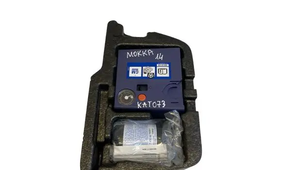 Opel Mokka Tire air pump compressor 95127322