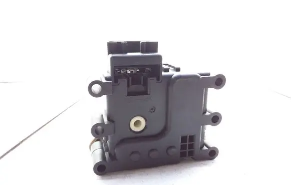 Mazda 6 Intake manifold valve actuator/motor 3703P