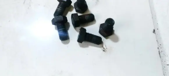 Opel Zafira B Nuts/bolts 