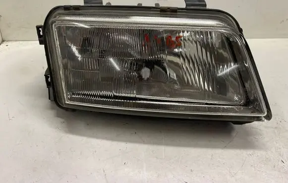 Audi A4 S4 B5 8D Headlight/headlamp 8P0941030B 1307022195 1307023195
