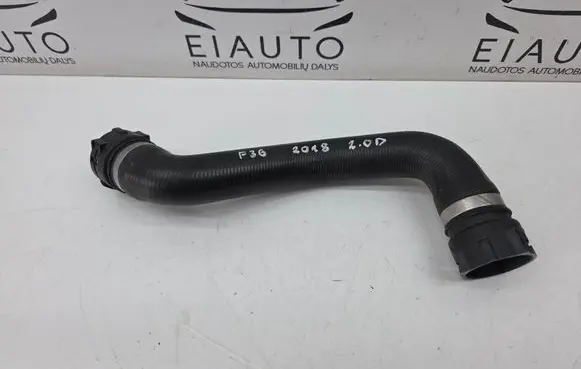 Engine coolant pipe/hose