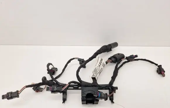 Volkswagen Golf VIII Fuel injector wires 06N971627B L971627