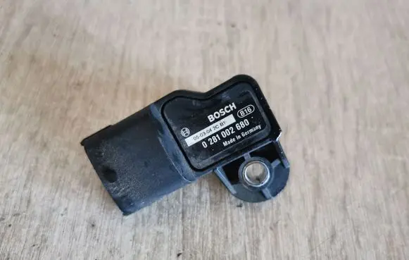Honda CR-V Air pressure sensor 0281002680