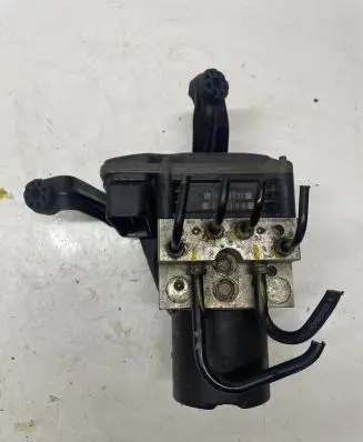 BMW X5 E70 ABS Pump 6782363 6782362
