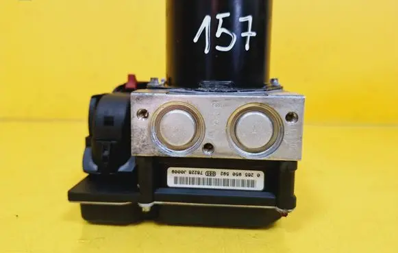Seat Ibiza III (6L) ABS Pump 0265950592 6Q0907379AS