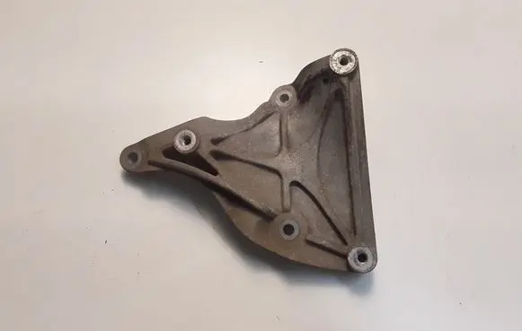 MG MG5 II A/C compressor mount bracket KOMPRELAIKIKLIS