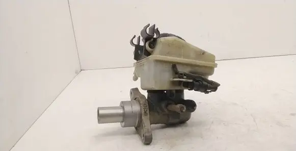 Opel Zafira B Master brake cylinder 32067271