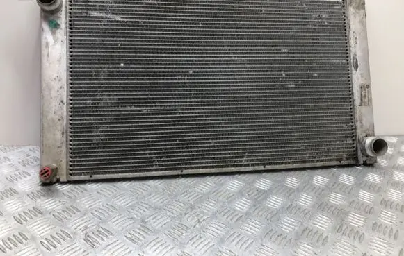 BMW 5 E60 E61 Coolant radiator 7787440 99374004