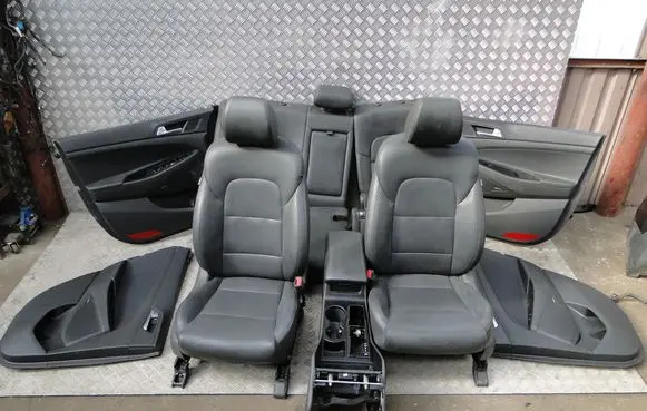 Hyundai Tucson TL Seat set 