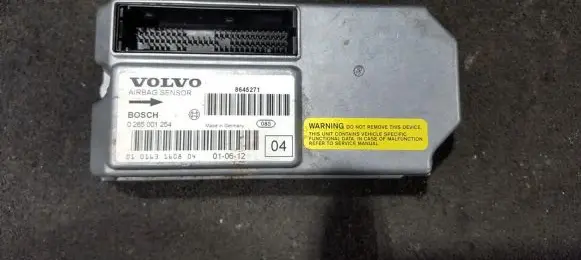 Volvo V70 Airbag deployment crash/impact sensor 0285001254 8645271