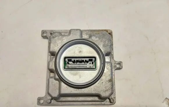 Mazda CX-30 Voltage converter/converter module DFR767890JLK01