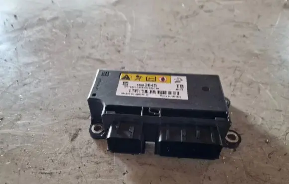 Opel Insignia A Airbag control unit/module 13503645