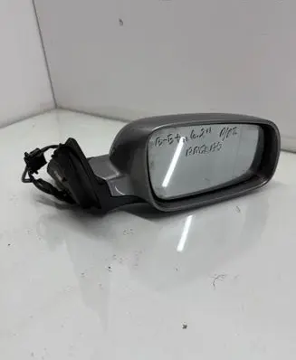Volkswagen PASSAT B5.5 Front door electric wing mirror MEL235A