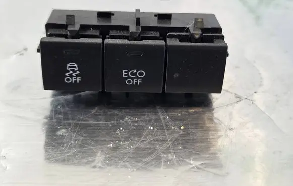 Other switches/knobs/shifts
