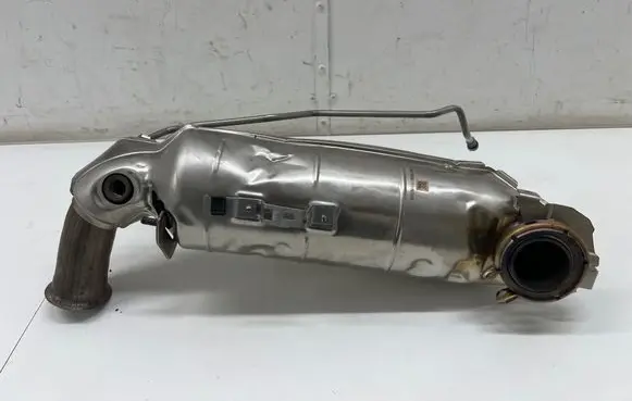Peugeot 3008 III Catalyst/FAP/DPF particulate filter 9843796980