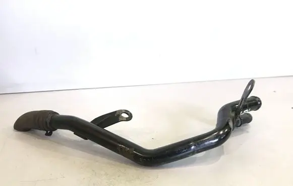 Volkswagen PASSAT B6 Engine coolant pipe/hose 03C121070B
