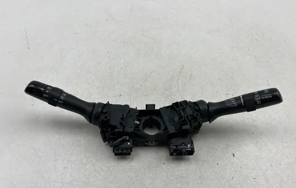 Wiper turn signal indicator stalk/switch