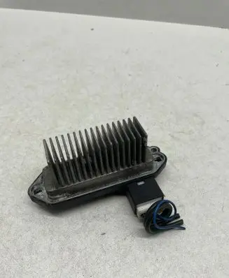 Mazda 3 I Heater blower motor/fan resistor PM010020B PA66GF30 HB180BP4M