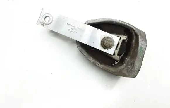 Volvo XC90 Engine mount bracket 31339953 31339951
