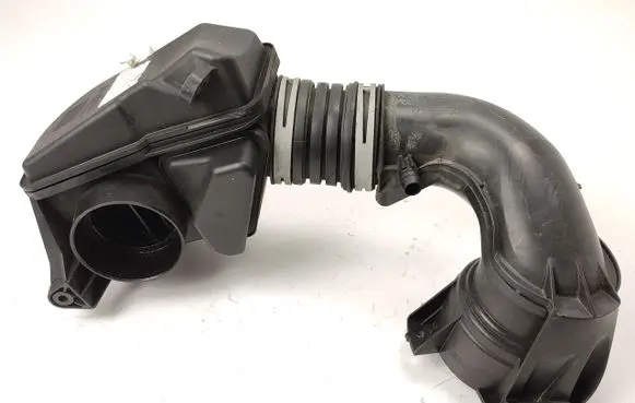 Mercedes-Benz C W203 Air filter box 2710900804
