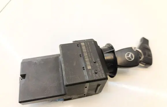 Mercedes-Benz Vito Viano W639 Ignition lock A6395450508