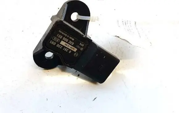 Audi A6 S6 C6 4F Air pressure sensor 0261230095 03c906051