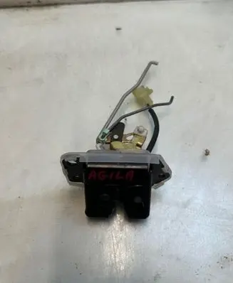 Opel Agila A Tailgate exterior lock 655323