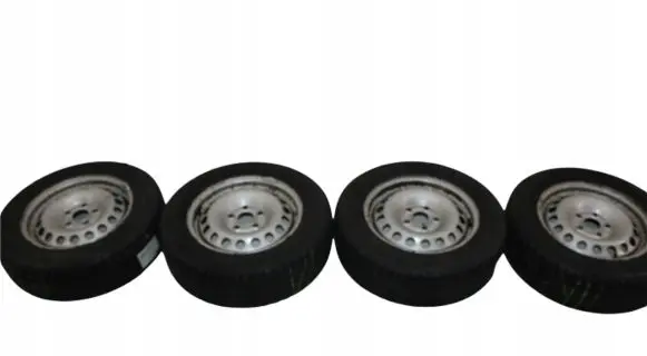 Volkswagen Golf V R15 steel rim 