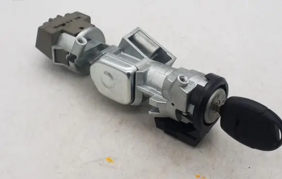 Ford Focus Ignition lock 3M513F880AD